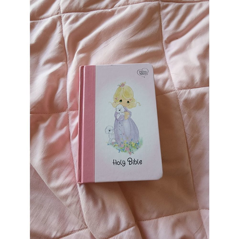 Precious Moments Pink and White 3rd Generation Bible​